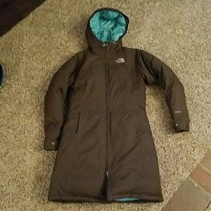 (SOLD) North Face Long Parka